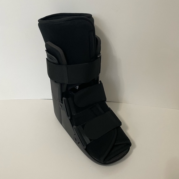 Other Walking Boot Fracture Boot For Broken Foot Sprained Anklemedium